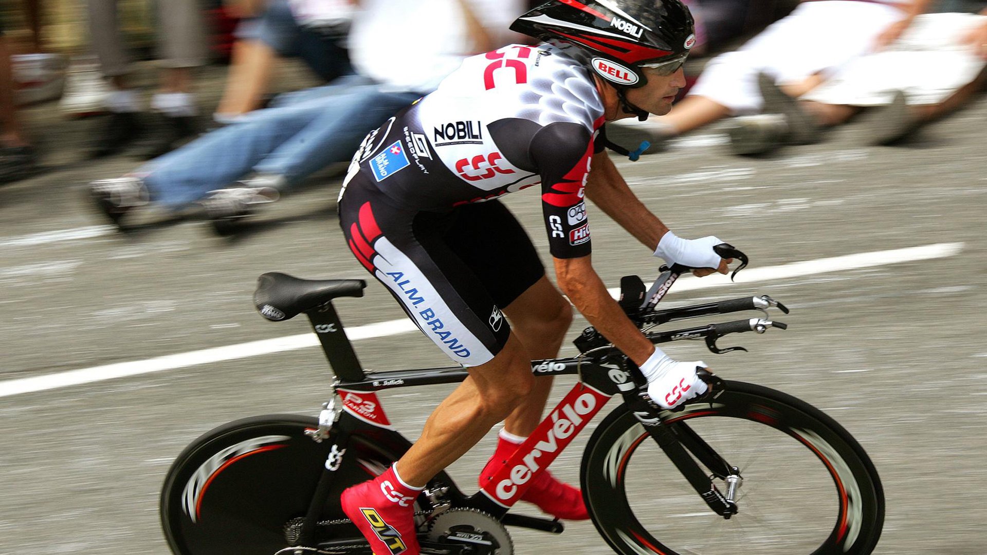 这一扣让全场疯狂